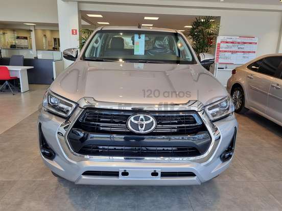 TOYOTA-HILUX SW4-2.8 D-4D TURBO DIESEL SRX PLATINUM 4X4 AUTOMÁTICO TOYOTA-HILUX SW4-2026