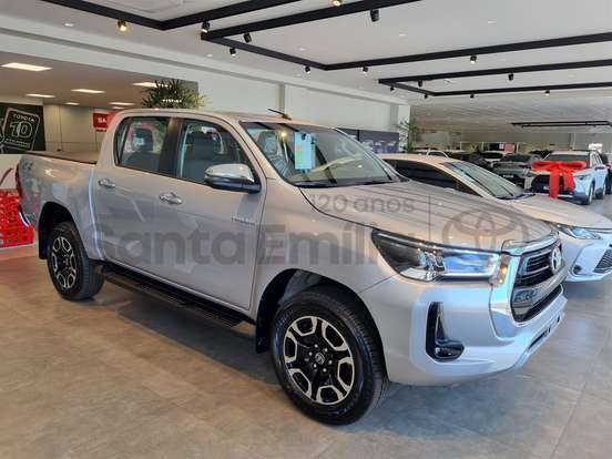TOYOTA-HILUX SW4-2.8 D-4D TURBO DIESEL SRX PLATINUM 4X4 AUTOMÁTICO TOYOTA-HILUX SW4-2026