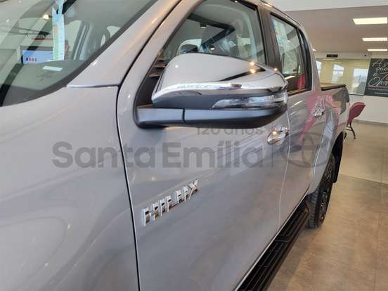 TOYOTA-HILUX SW4-2.8 D-4D TURBO DIESEL SRX PLATINUM 4X4 AUTOMÁTICO TOYOTA-HILUX SW4-2026