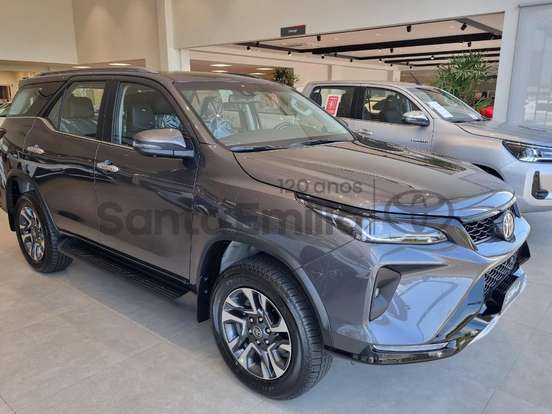 TOYOTA-HILUX SW4-2.8 D-4D TURBO DIESEL SRX PLATINUM 4X4 AUTOMÁTICO TOYOTA-HILUX SW4-2026