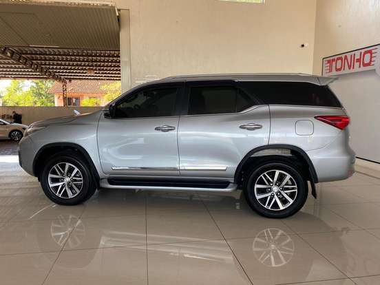TOYOTA-HILUX SW4-2.8 SRX 4X4 16V TURBO INTERCOOLER DIESEL 4P AUTOMÁTICO TOYOTA-HILUX SW4-2018