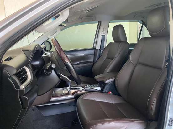 TOYOTA-HILUX SW4-2018