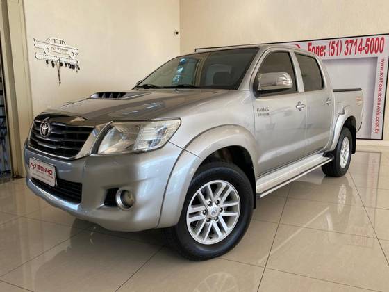TOYOTA HILUX SW4 3.0 SRV 4X4 16V TURBO INTERCOOLER DIESEL 4P AUTOMÁTICO