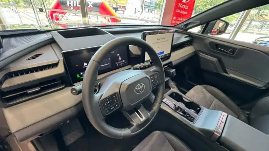TOYOTA-RAV4-2.5 PHEV XSE AWD CVT TOYOTA-RAV4-2026