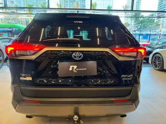 TOYOTA-RAV4-2020