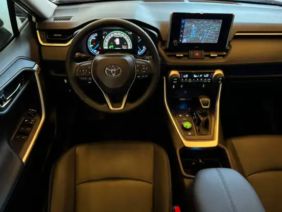 TOYOTA-RAV4-2025