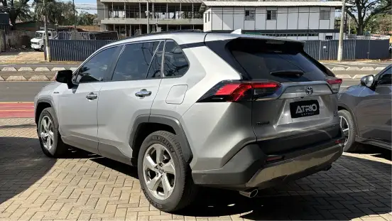 TOYOTA-RAV4-2021