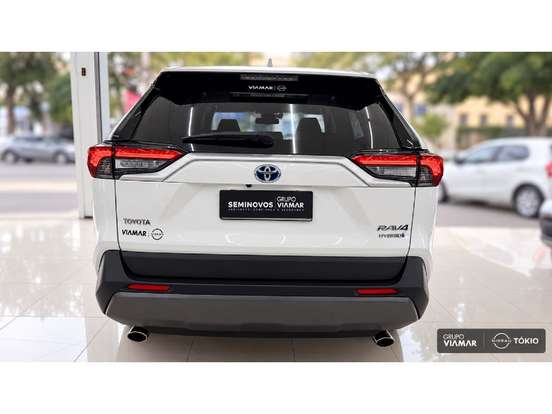 TOYOTA-RAV4-2021