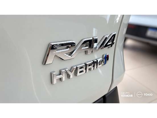 TOYOTA-RAV4-2021