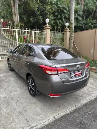 TOYOTA-YARIS-2019