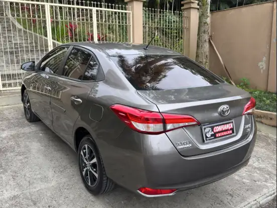 TOYOTA-YARIS-1.5 16V FLEX SEDAN XS MULTIDRIVE TOYOTA-YARIS-2019