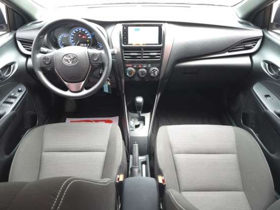 TOYOTA-YARIS-2022