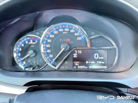 TOYOTA-YARIS-2020
