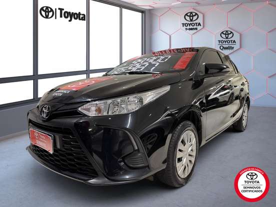TOYOTA-YARIS-2024