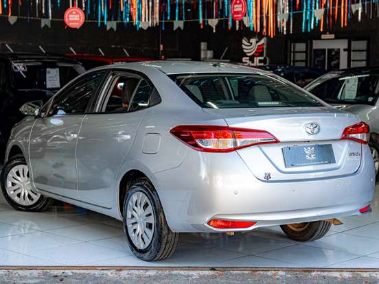 TOYOTA-YARIS-1.5 16V FLEX SEDAN XL PLUS CONNECT MULTIDRIVE TOYOTA-YARIS-2020