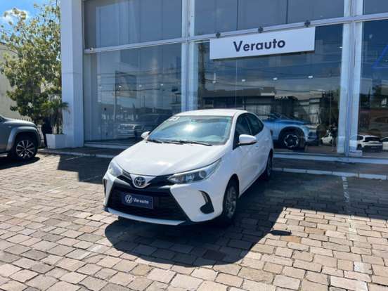 TOYOTA-YARIS-1.5 16V FLEX SEDAN XS CONNECT MULTIDRIVE TOYOTA-YARIS-2022