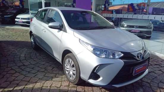 TOYOTA-YARIS-2024