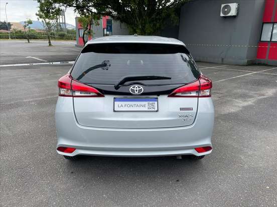 TOYOTA-YARIS-2020