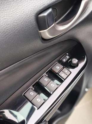 TOYOTA-YARIS-2021