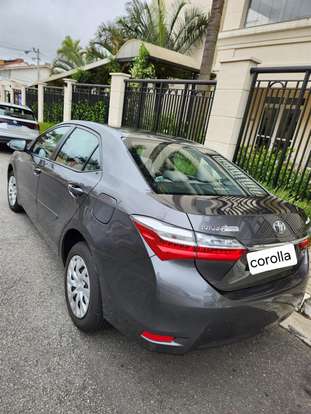TOYOTA-COROLLA-2017