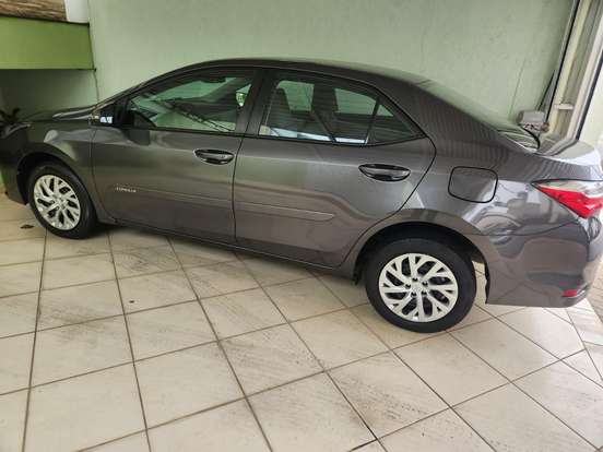 TOYOTA-COROLLA-2017