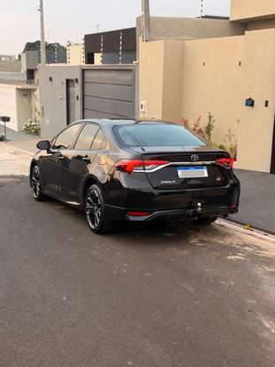 TOYOTA-COROLLA-2023