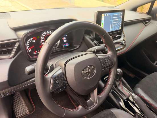 TOYOTA-COROLLA-2023