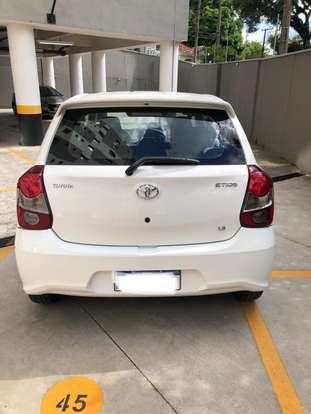 TOYOTA-ETIOS-2019