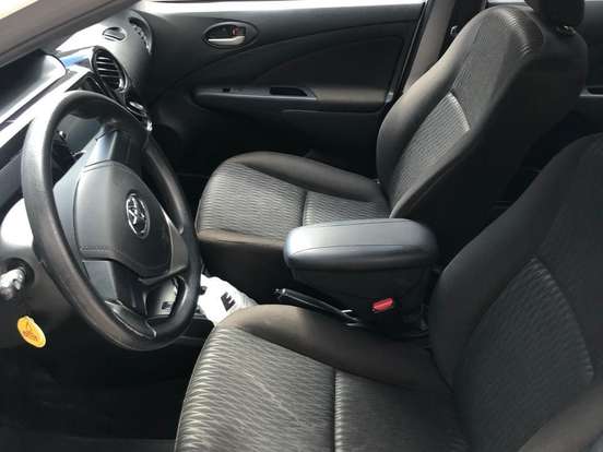 TOYOTA-ETIOS-1.3 X 16V FLEX 4P AUTOMÁTICO TOYOTA-ETIOS-2019