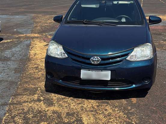 TOYOTA-ETIOS-1.3 X 16V FLEX 4P MANUAL TOYOTA-ETIOS-2015