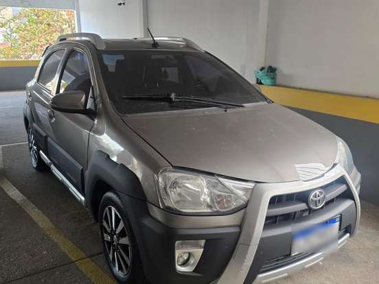 TOYOTA-ETIOS-1.5 XLS 16V FLEX 4P AUTOMÁTICO TOYOTA-ETIOS-2017