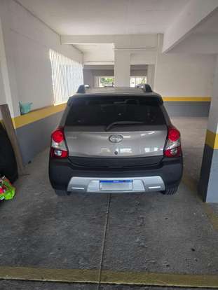 TOYOTA-ETIOS-2017