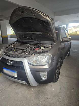 TOYOTA-ETIOS-2017