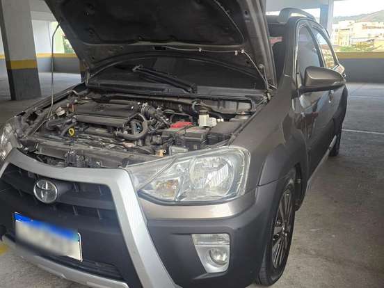 TOYOTA-ETIOS-1.5 XLS 16V FLEX 4P AUTOMÁTICO TOYOTA-ETIOS-2017