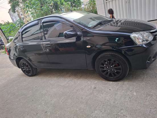 TOYOTA-ETIOS-2013