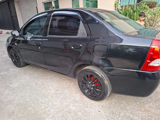 TOYOTA-ETIOS-2013