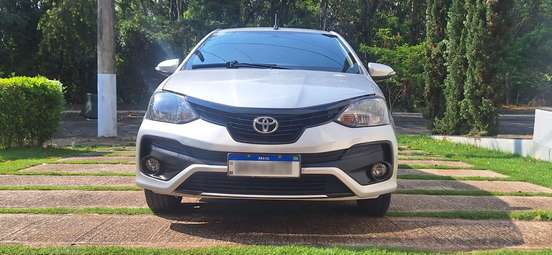 TOYOTA-ETIOS-1.5 X PLUS SEDAN 16V FLEX 4P AUTOMÁTICO TOYOTA-ETIOS-2019