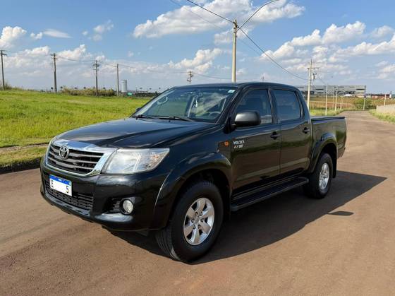TOYOTA HILUX 2.7 SR 4X2 CD 16V FLEX 4P AUTOMÁTICO