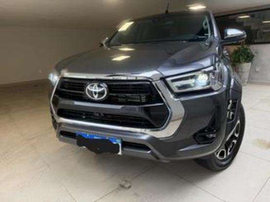 TOYOTA-HILUX-2025