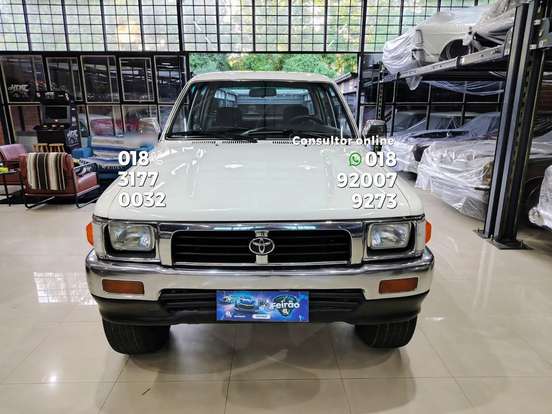 TOYOTA-HILUX-1998