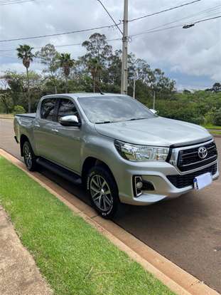TOYOTA-HILUX-2018