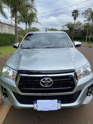 TOYOTA-HILUX-2018