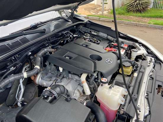 TOYOTA-HILUX-2.8 SRV 4X4 CD 16V DIESEL 4P AUTOMÁTICO TOYOTA-HILUX-2018