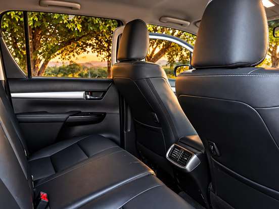 TOYOTA-HILUX-2.8 SRX 4X4 CD 16V DIESEL 4P AUTOMÁTICO TOYOTA-HILUX-2017
