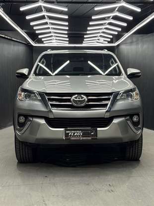 TOYOTA-HILUX SW4-2016