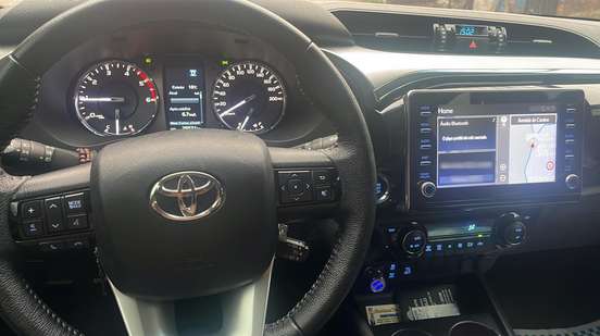 TOYOTA-HILUX SW4-2022