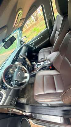 TOYOTA-HILUX SW4-2019