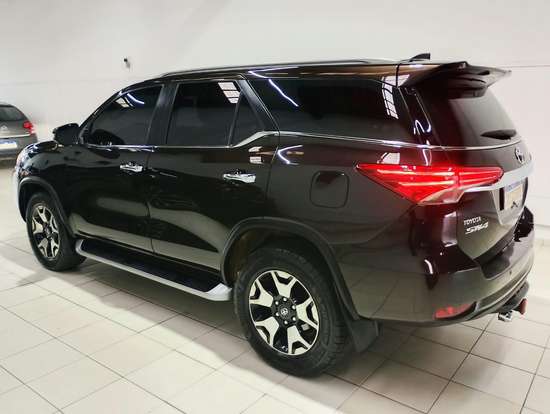 TOYOTA-HILUX SW4-2018