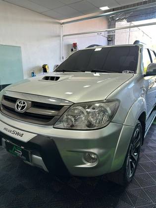 TOYOTA HILUX SW4 3.0 SRV 4X4 16V TURBO INTERCOOLER DIESEL 4P AUTOMÁTICO