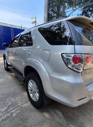 TOYOTA-HILUX SW4-2014